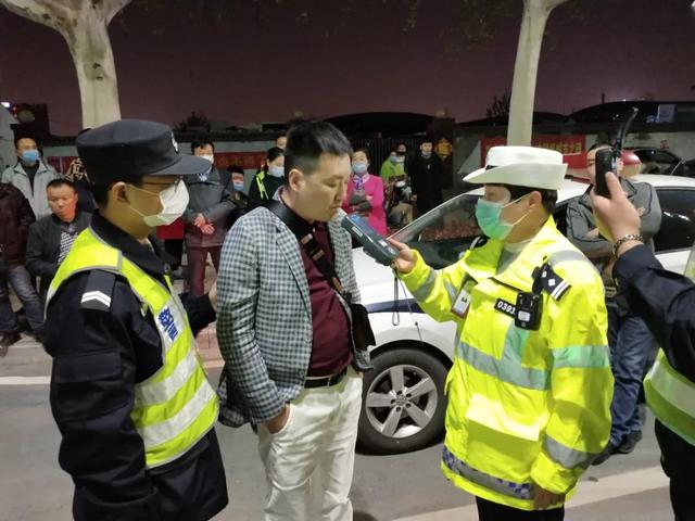 阜阳连续两天行动!昨晚,一男子险酿大祸